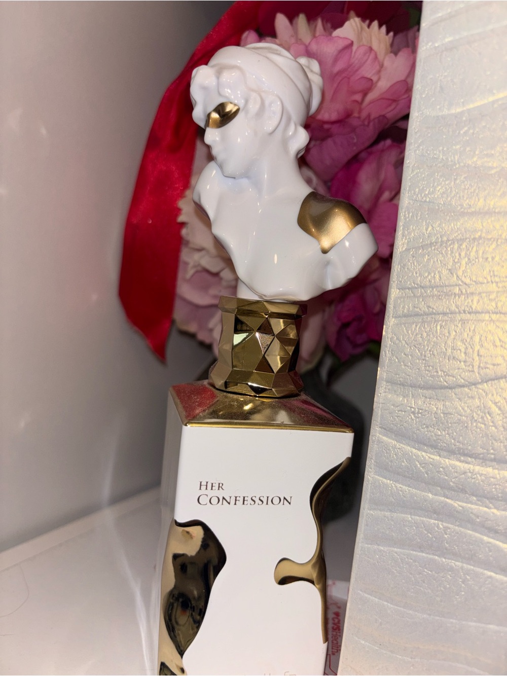 Lattafa- Her Confession White and Gold Perfume 3.4 FL oz